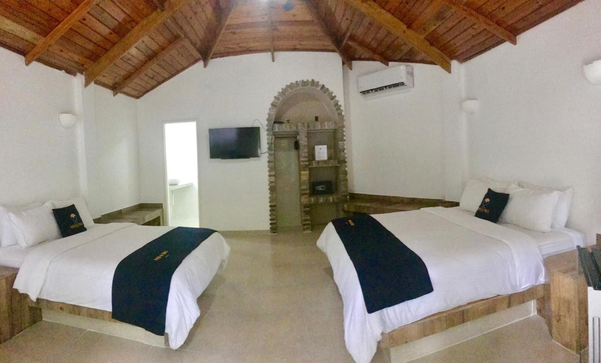 Mar Y Oro Hotel Contadora Island